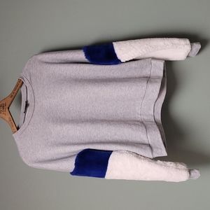 Grey crew neck sweatshirt